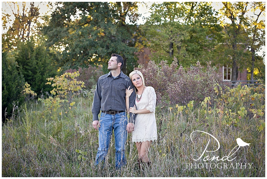 WatkinsMill_KearnyMO_engagement_Chad_Lauren_0005